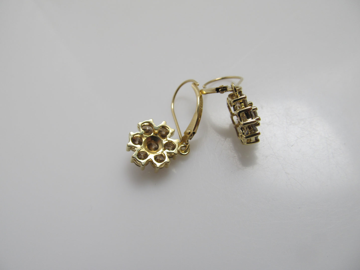 1.50ct pretty light brown diamond flower earrings