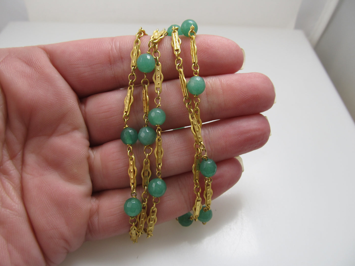 Vintage long 14k yellow gold chain with chalcedony