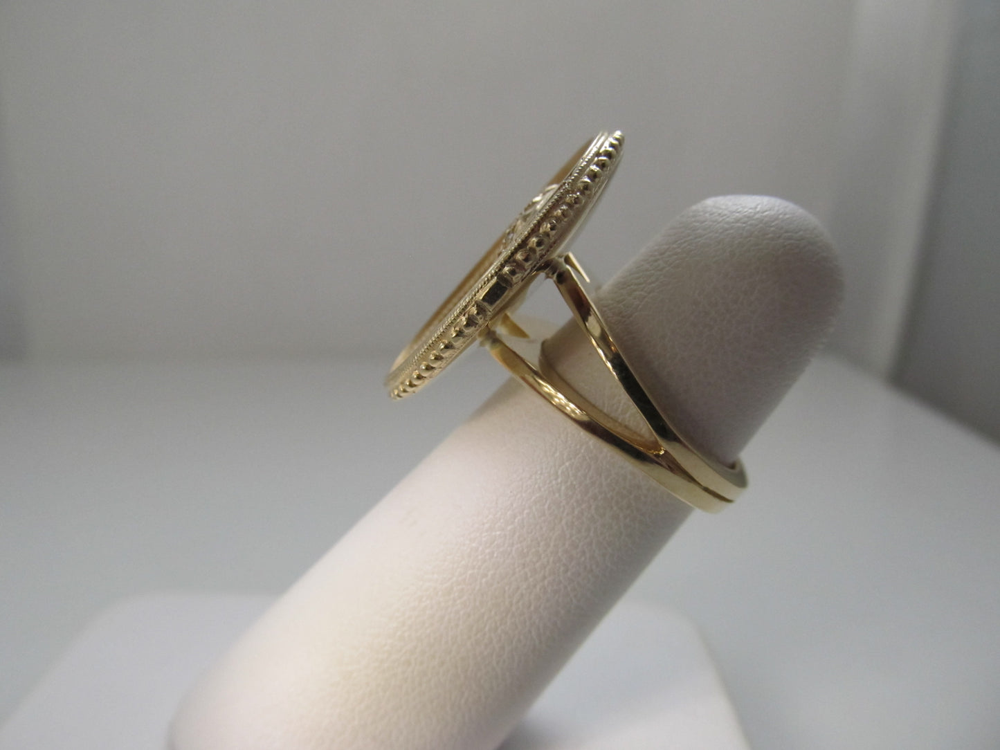 Great 14k ring with diamonds, man's profile