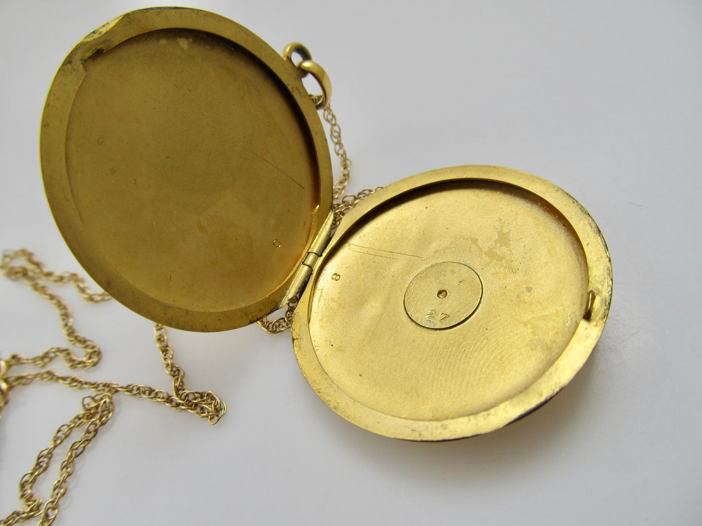 Antique large 14k yellow gold locket