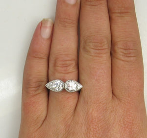 Antique Platinum Ring With A 1.02ct Diamond And A .91ct Diamond, Vs1 I. Circa 1920.
