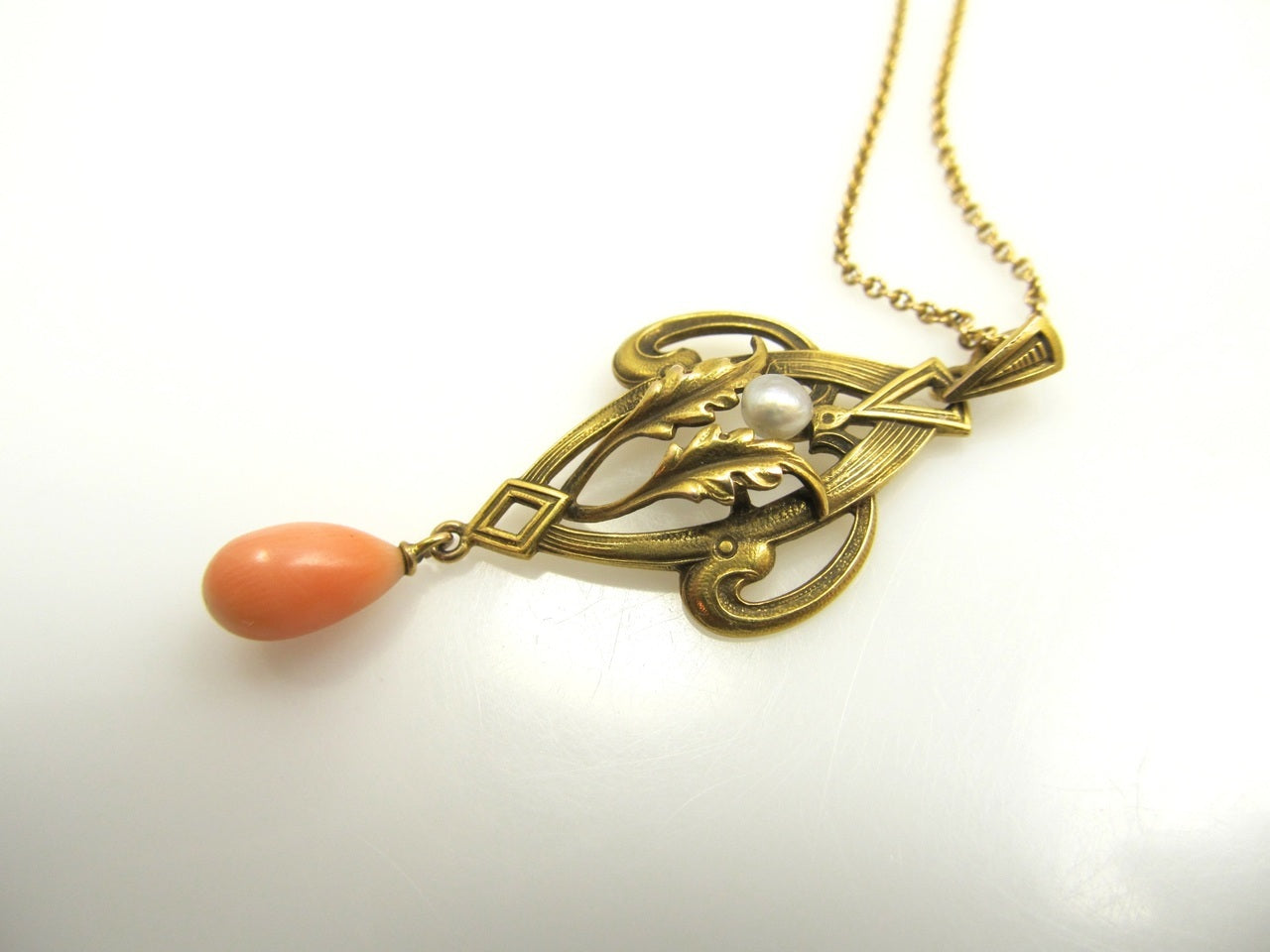 Art Nouveau 14k Yellow Gold Necklace With Coral And Pearl, Circa 1910