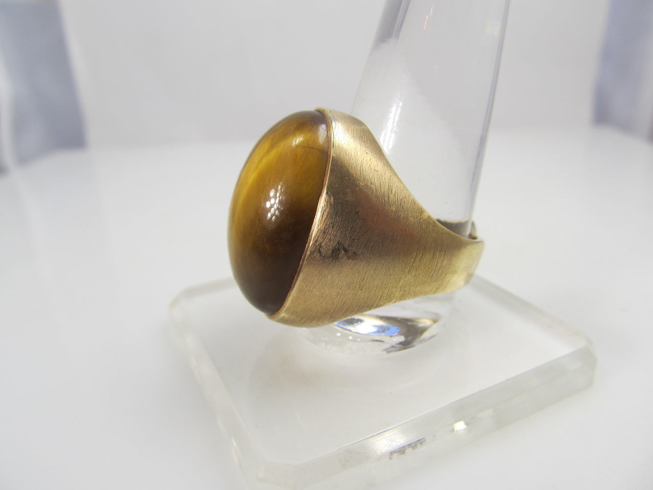 Vintage 14k Yellow Gold Ring With Large Bezel Set Tiger's Eye