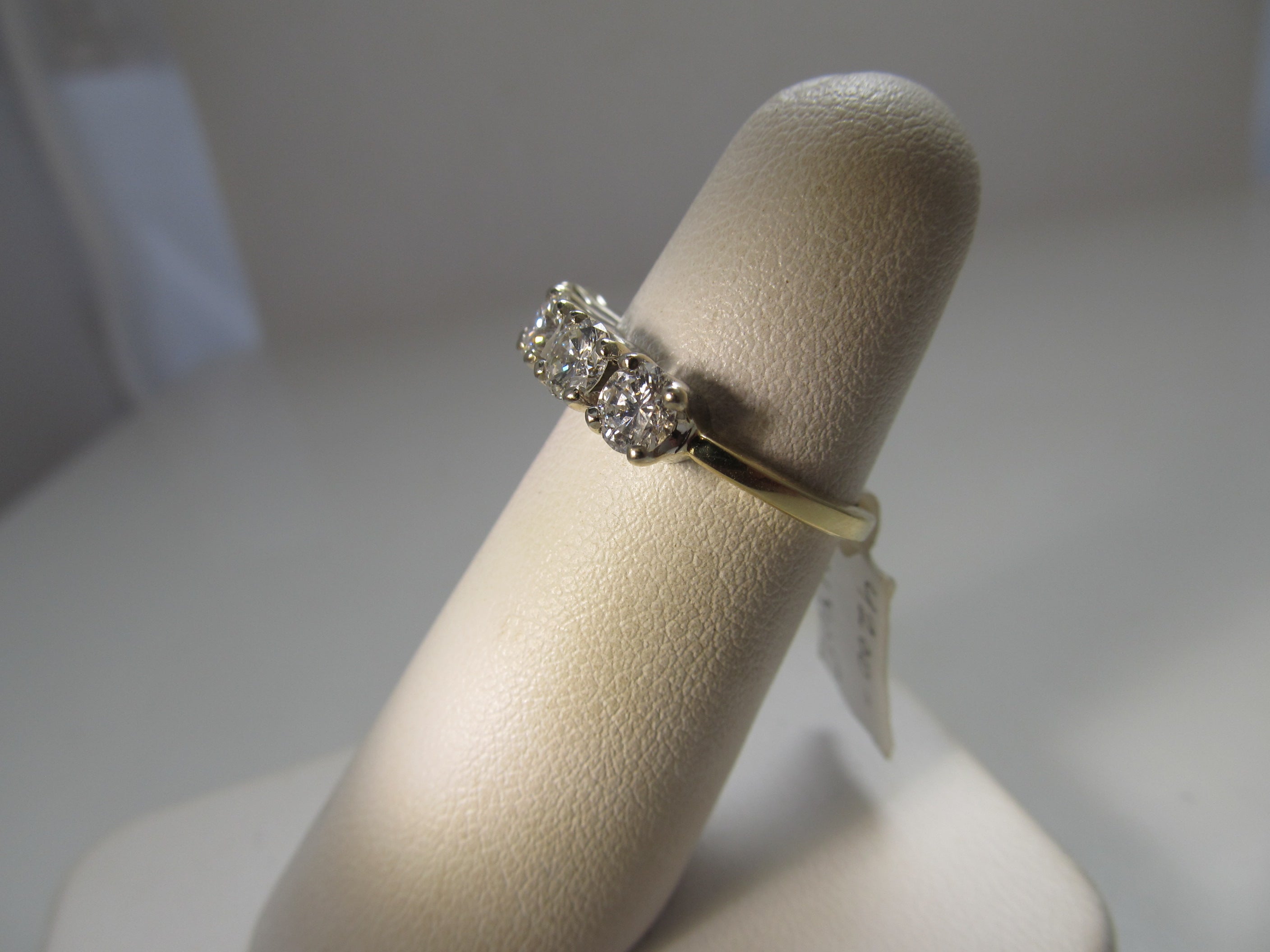 1.50ct 5 stone diamond band