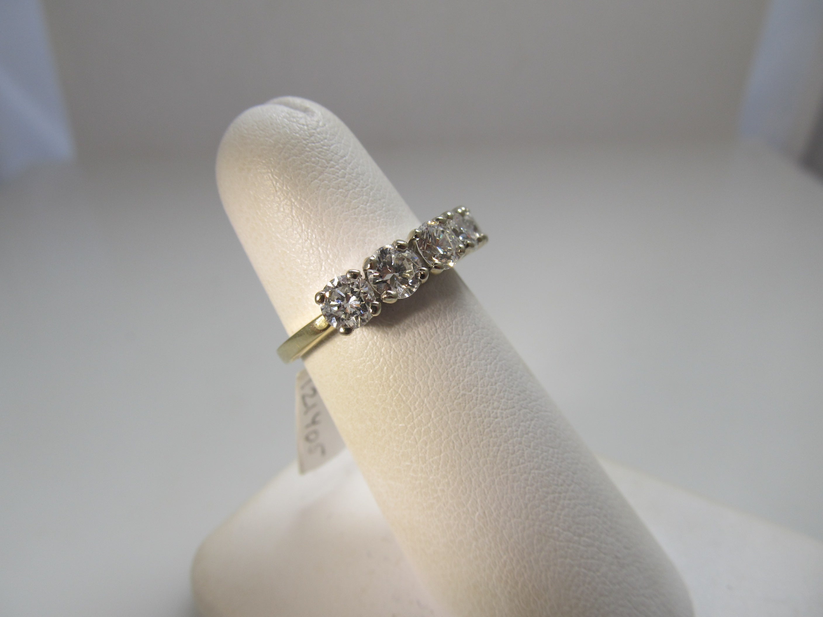 1.50ct 5 stone diamond band