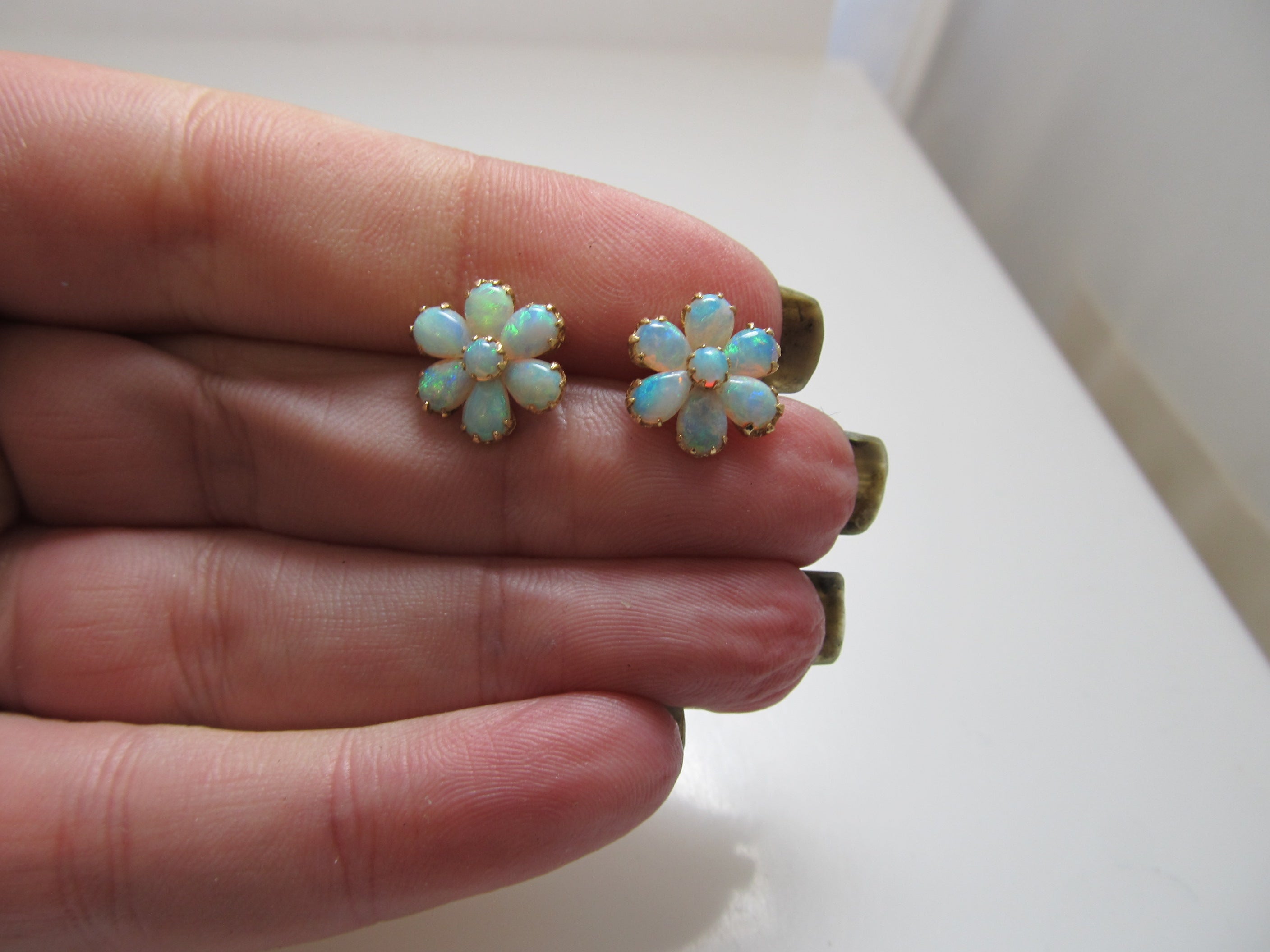 Cute opal flower earrings