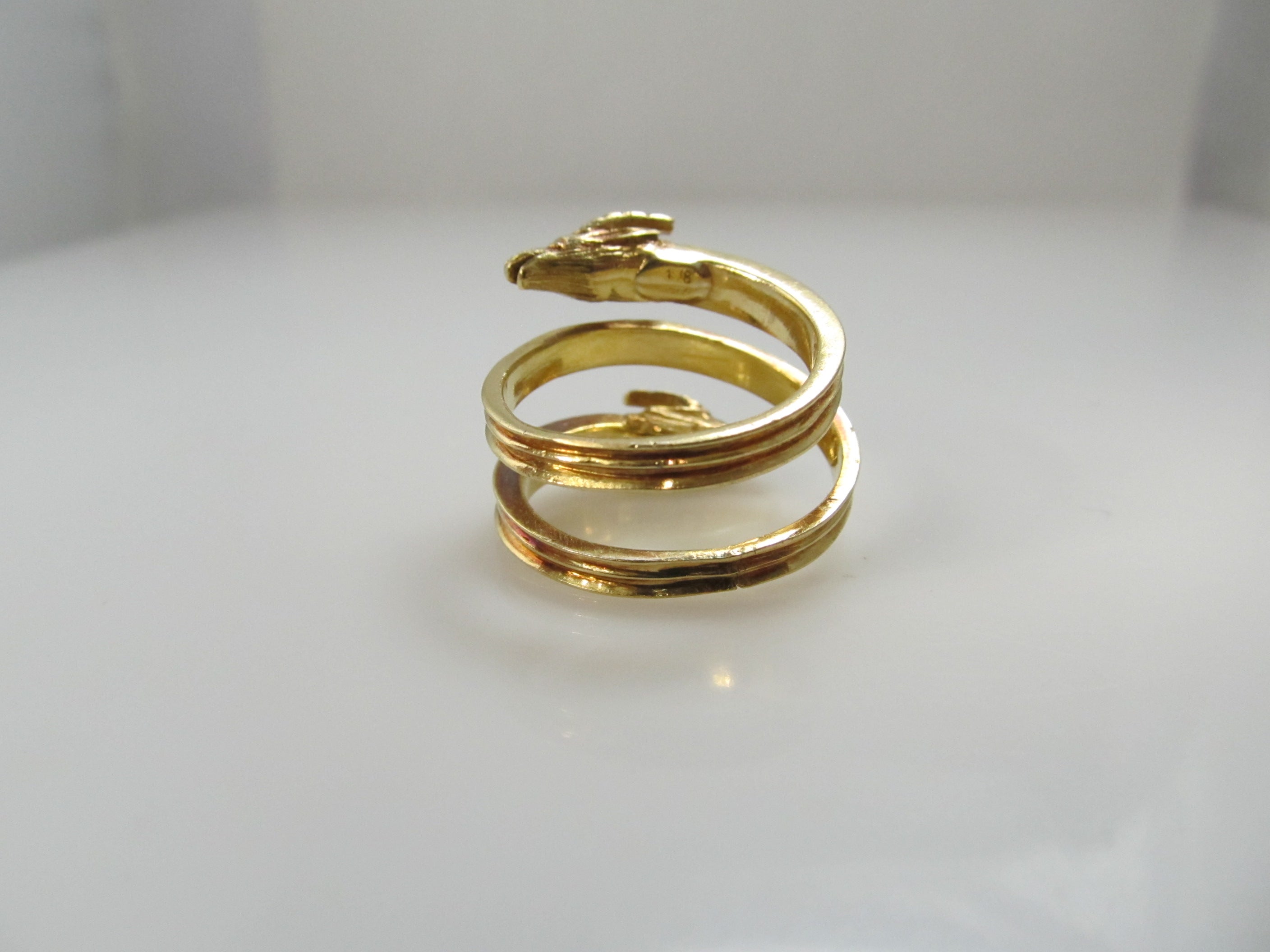 Vintage 22k double ram head wrap ring