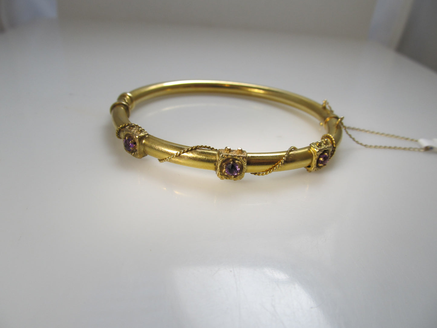 Yellow gold amethyst bangle bracelet