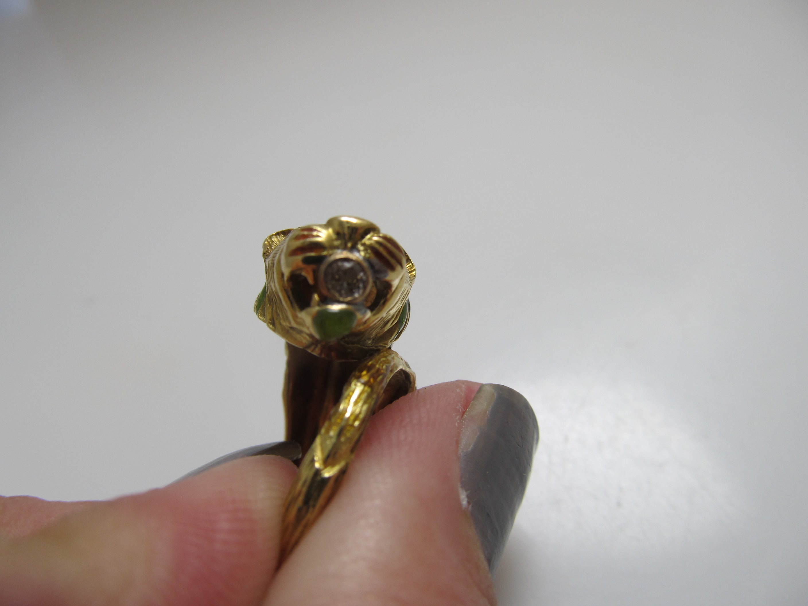 Vintage enamel lion ring