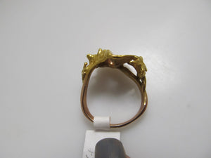 Rose yellow gold shell ring