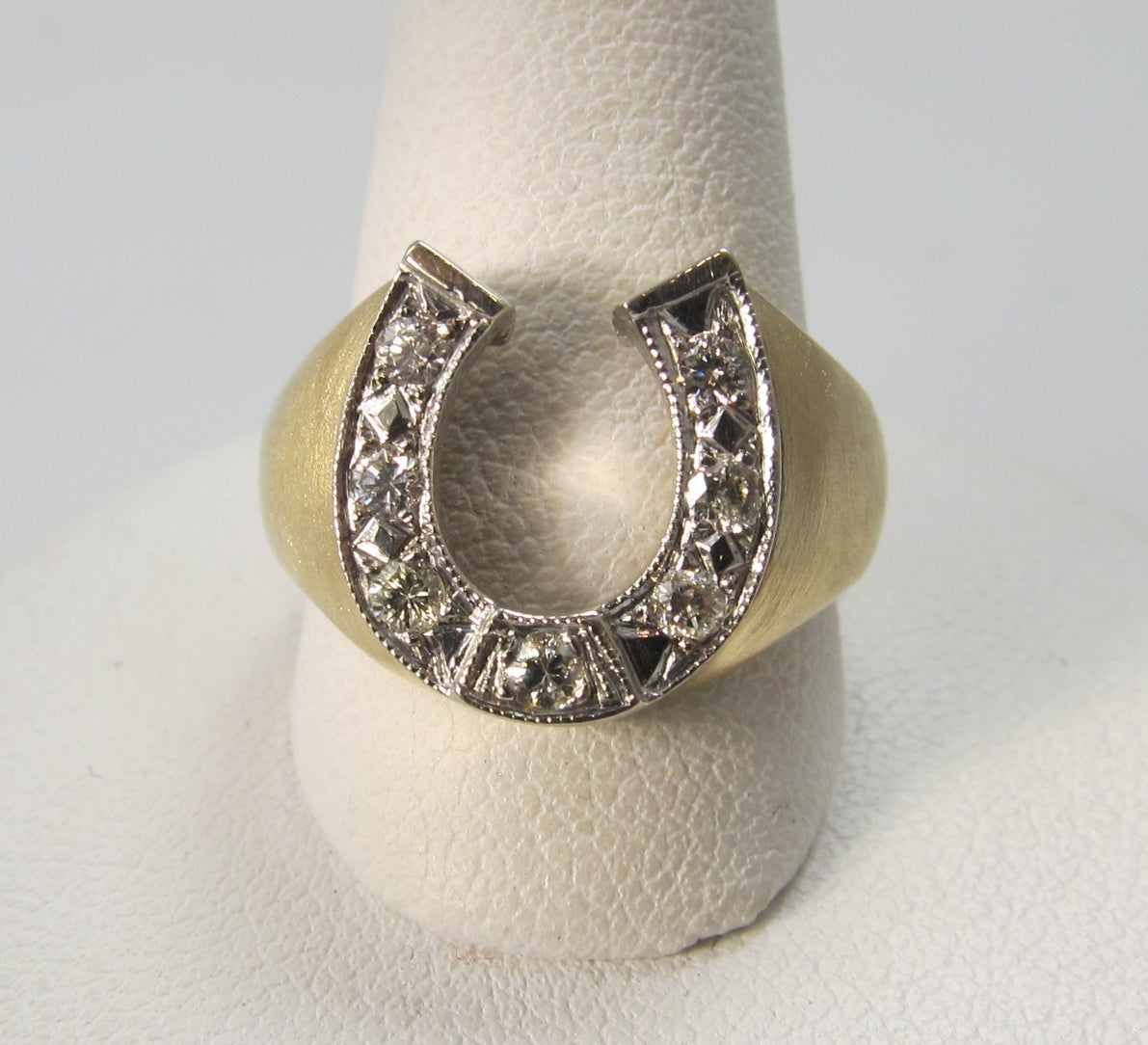 Vintage 14k diamond horseshoe ring