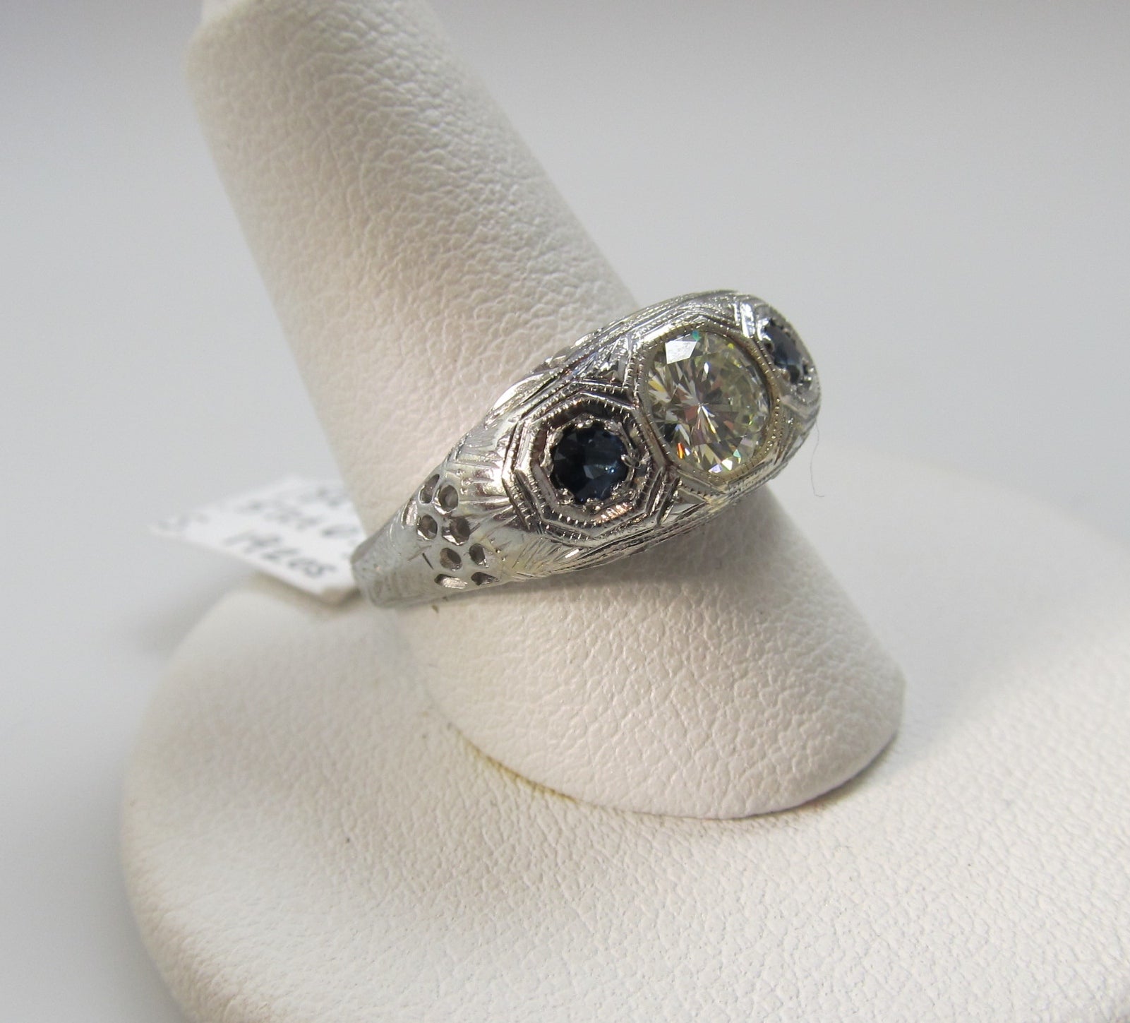 Antique 18k 3 stone sapphire diamond ring, circa 1920