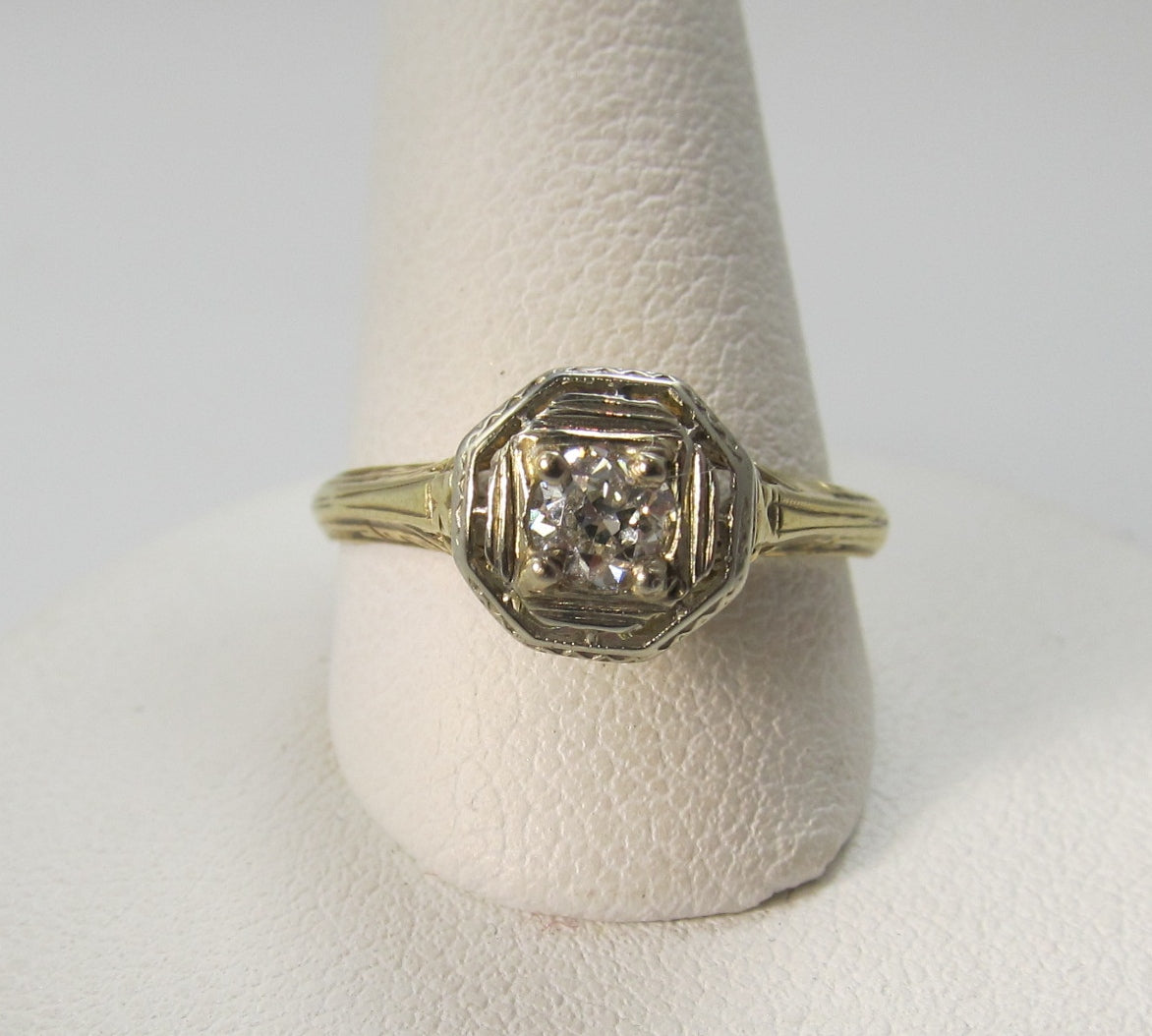 Vintage 14k yellow gold filigree diamond ring