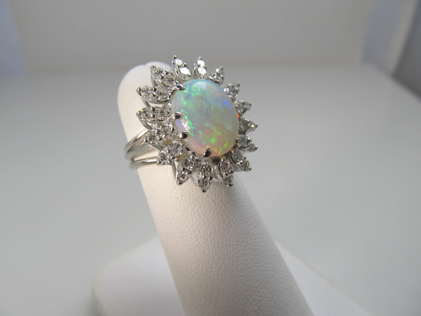 2.50ct opal diamond ring, 14k white gold