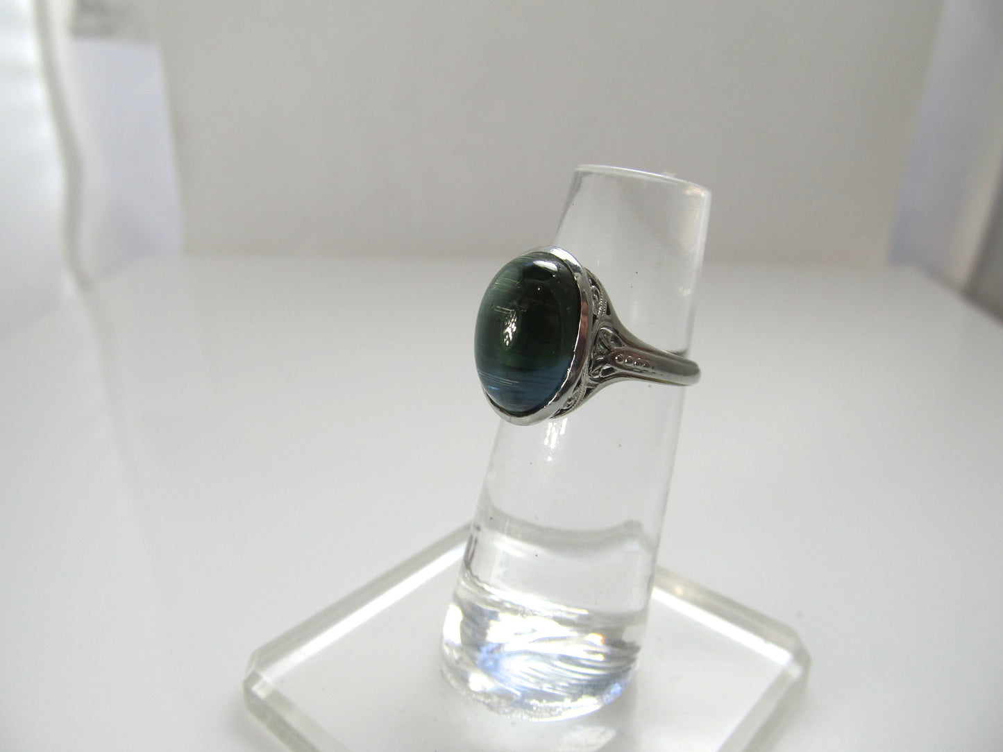 Vintage 8.50ct cat's eye tourmaline filigree ring