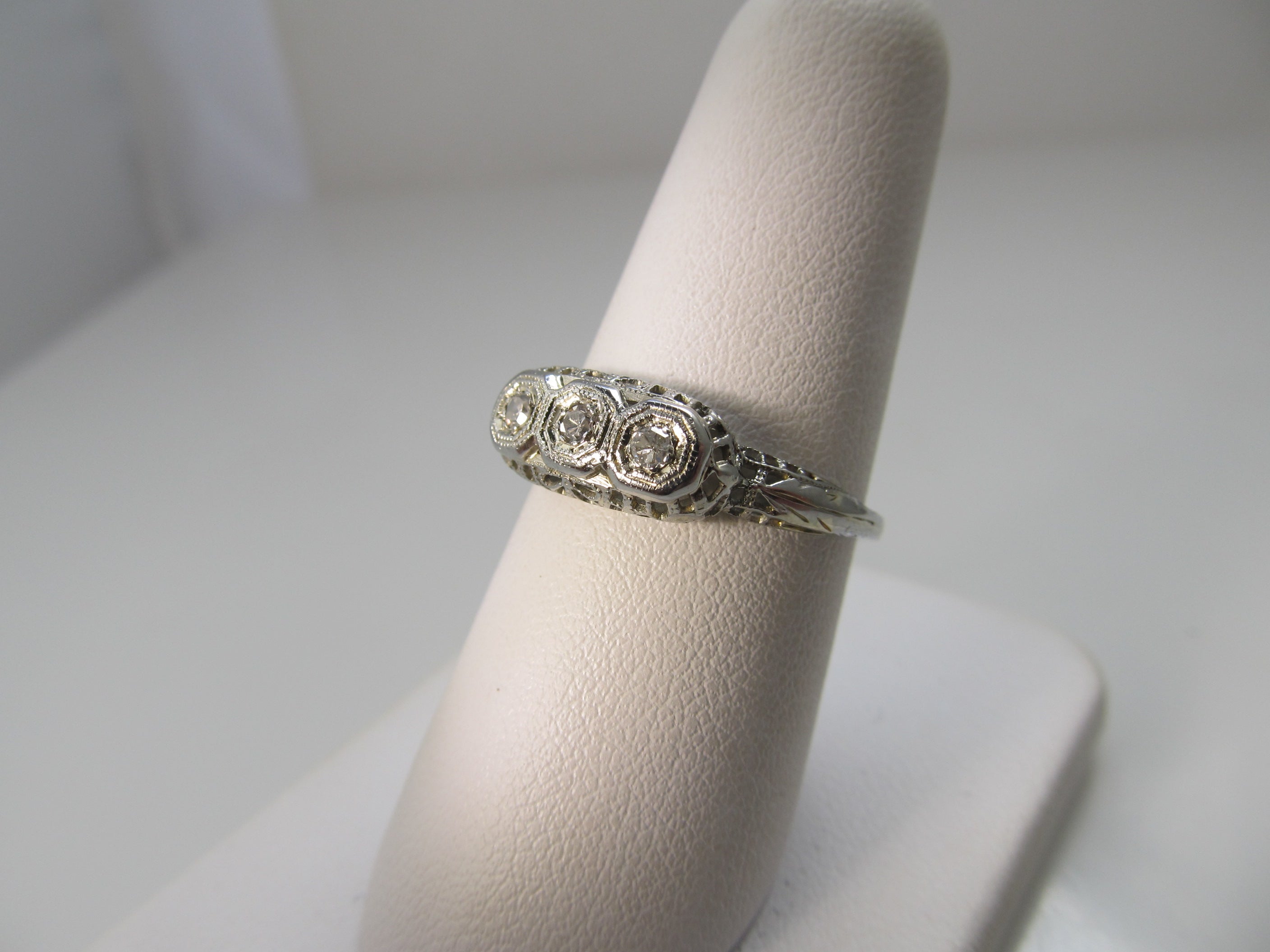 Antique filigree 3 stone diamond ring