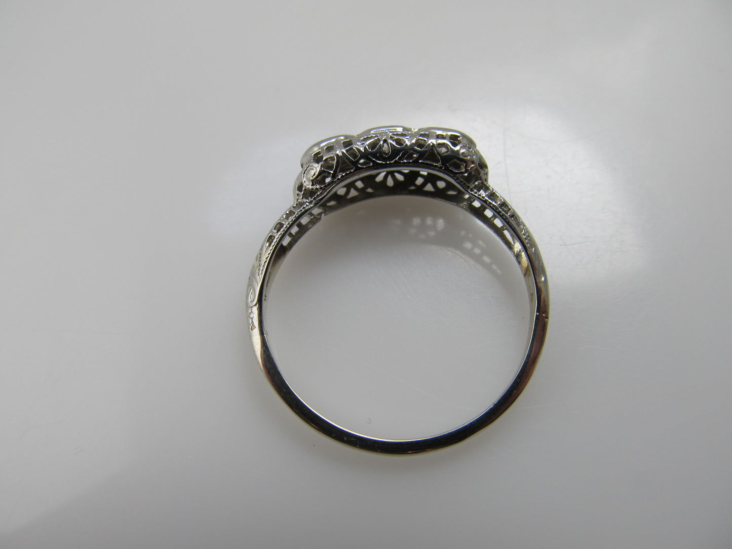 Antique filigree 3 stone diamond ring