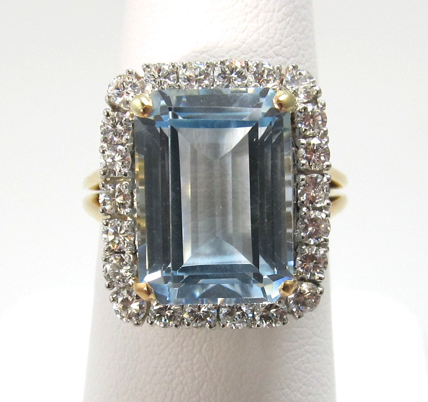 18k and platinum ring with aquamarine and diamond