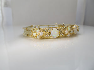 Estate 14k yellow gold 5ct opal bangle bracelet