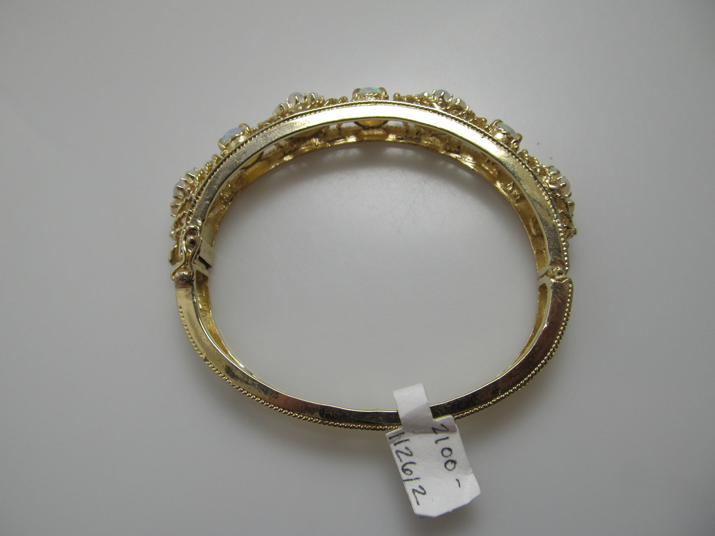 Estate 14k yellow gold 5ct opal bangle bracelet