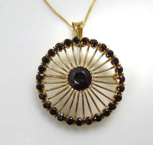 Vintage retro 18k yellow gold garnet necklace