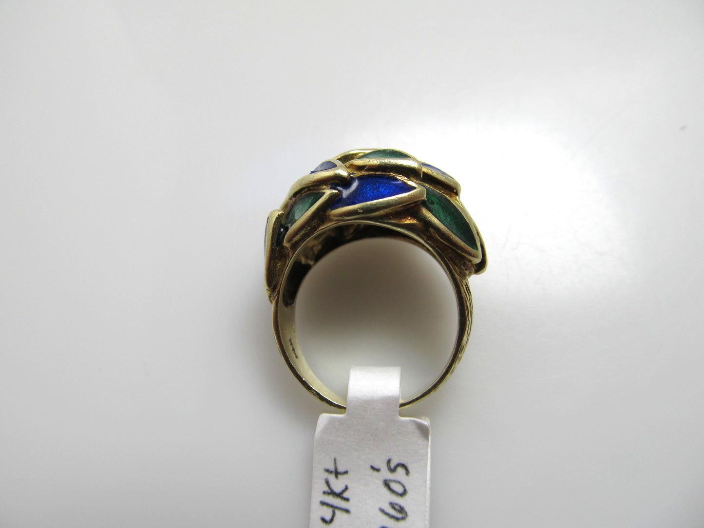Vintage 14k yellow gold green blue enamel ring