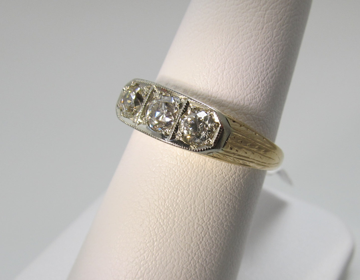 Vintage 3 stone diamond ring, 14k white and yellow gold