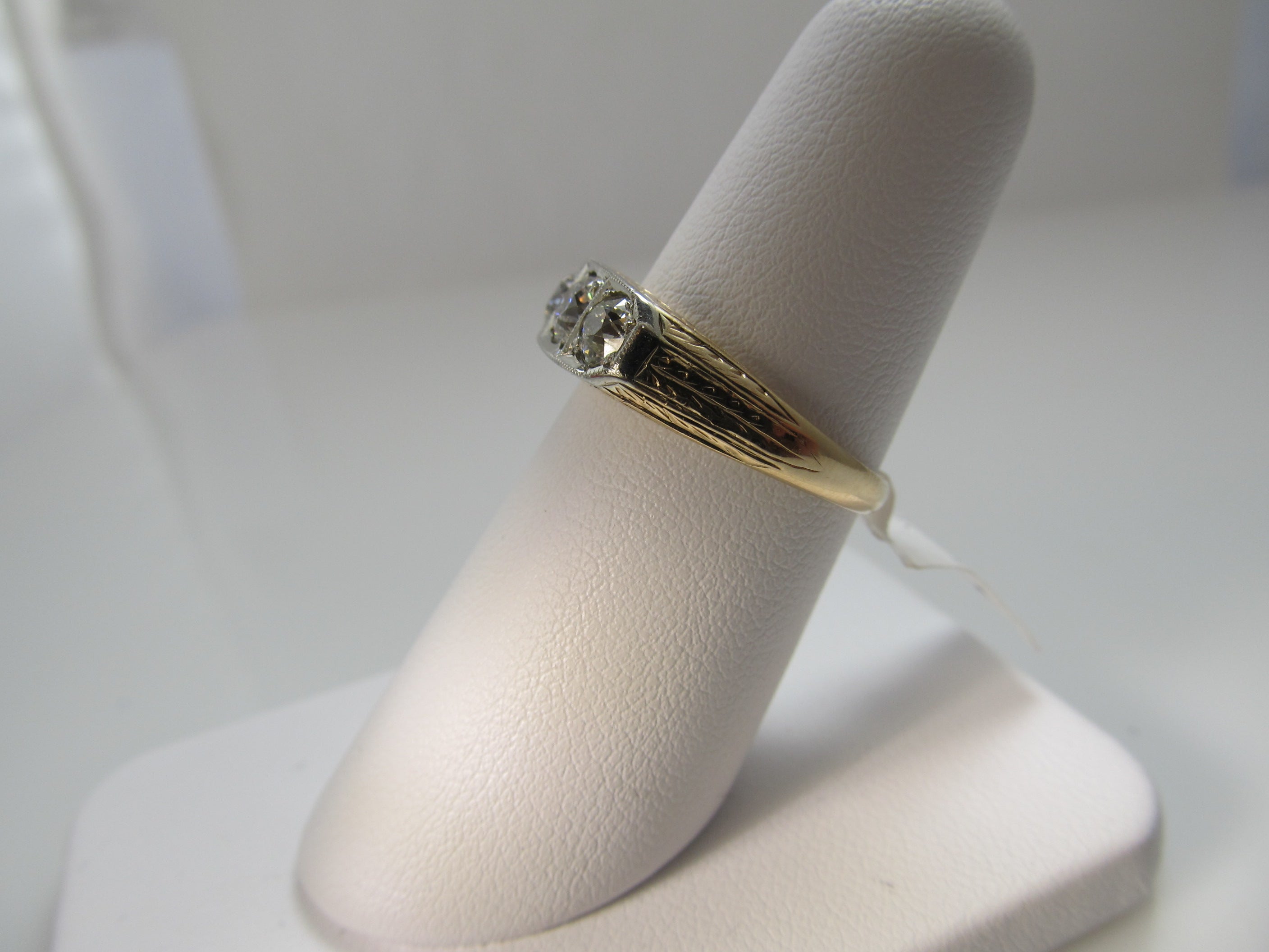 Vintage 3 stone diamond ring, 14k white and yellow gold