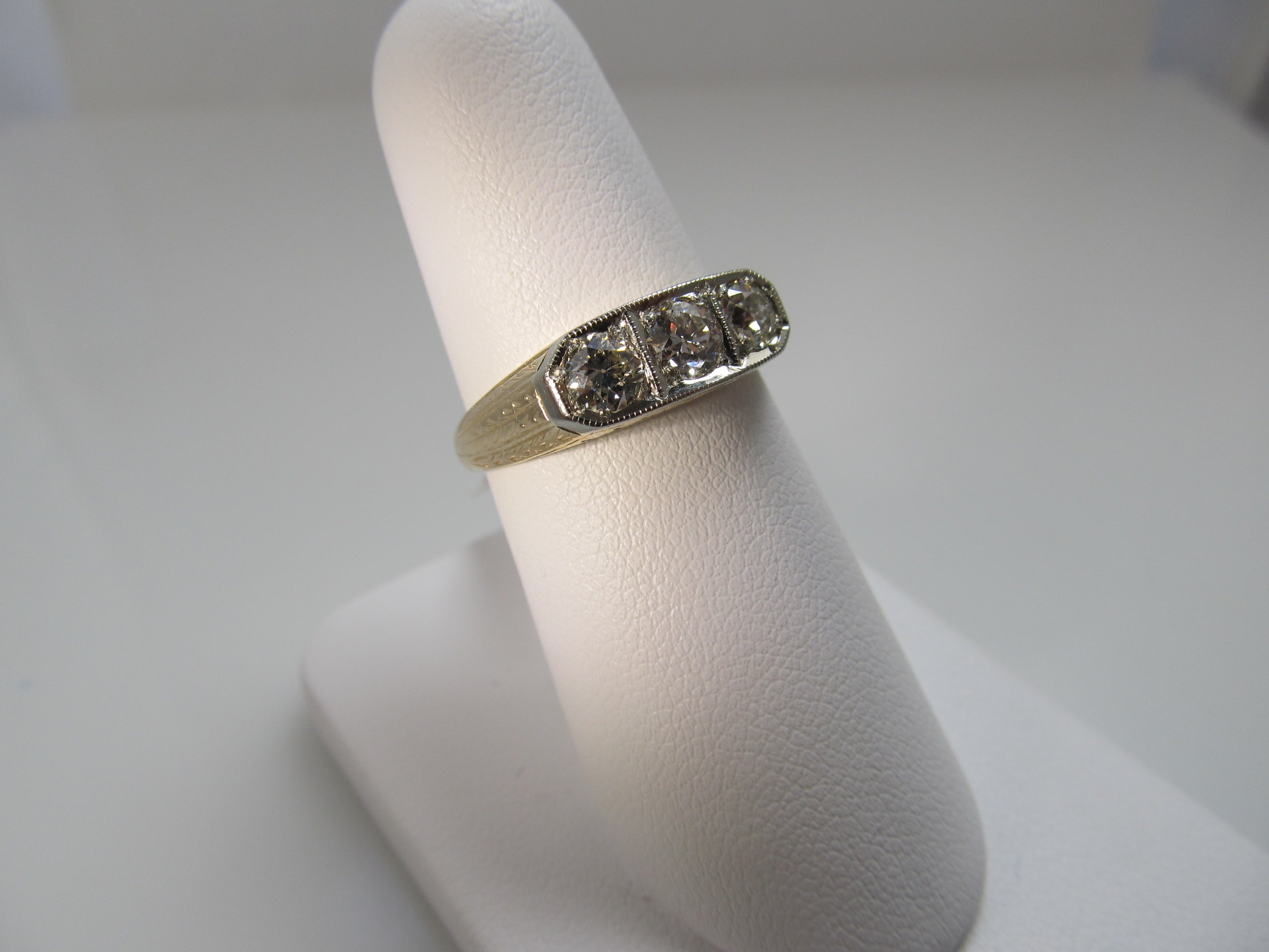 Vintage 3 stone diamond ring, 14k white and yellow gold