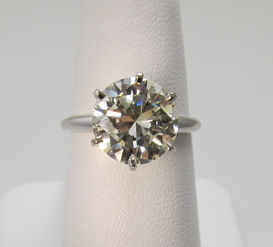 Fantastic 4.18ct diamond solitaire ring