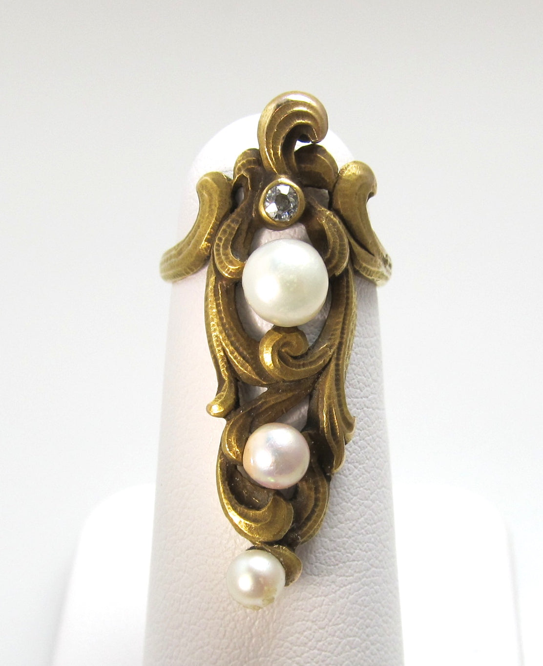 Art Nouveau long pearl diamond ring, circa 1900