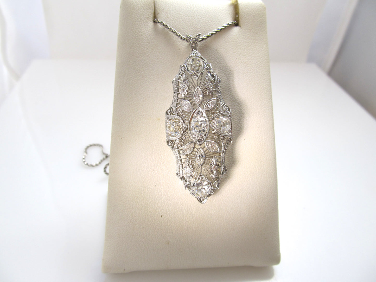 Art Deco platinum filigree necklace with 3.00cts in diamonds