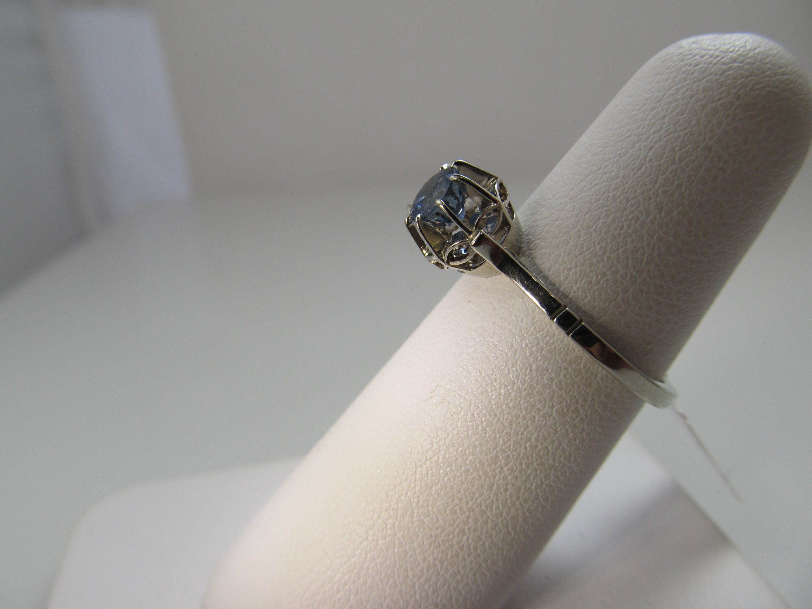 Vintage Ceylon sapphire engagement ring