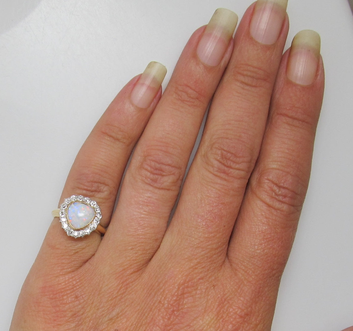 Antique 14k gold ring with opal and diamond