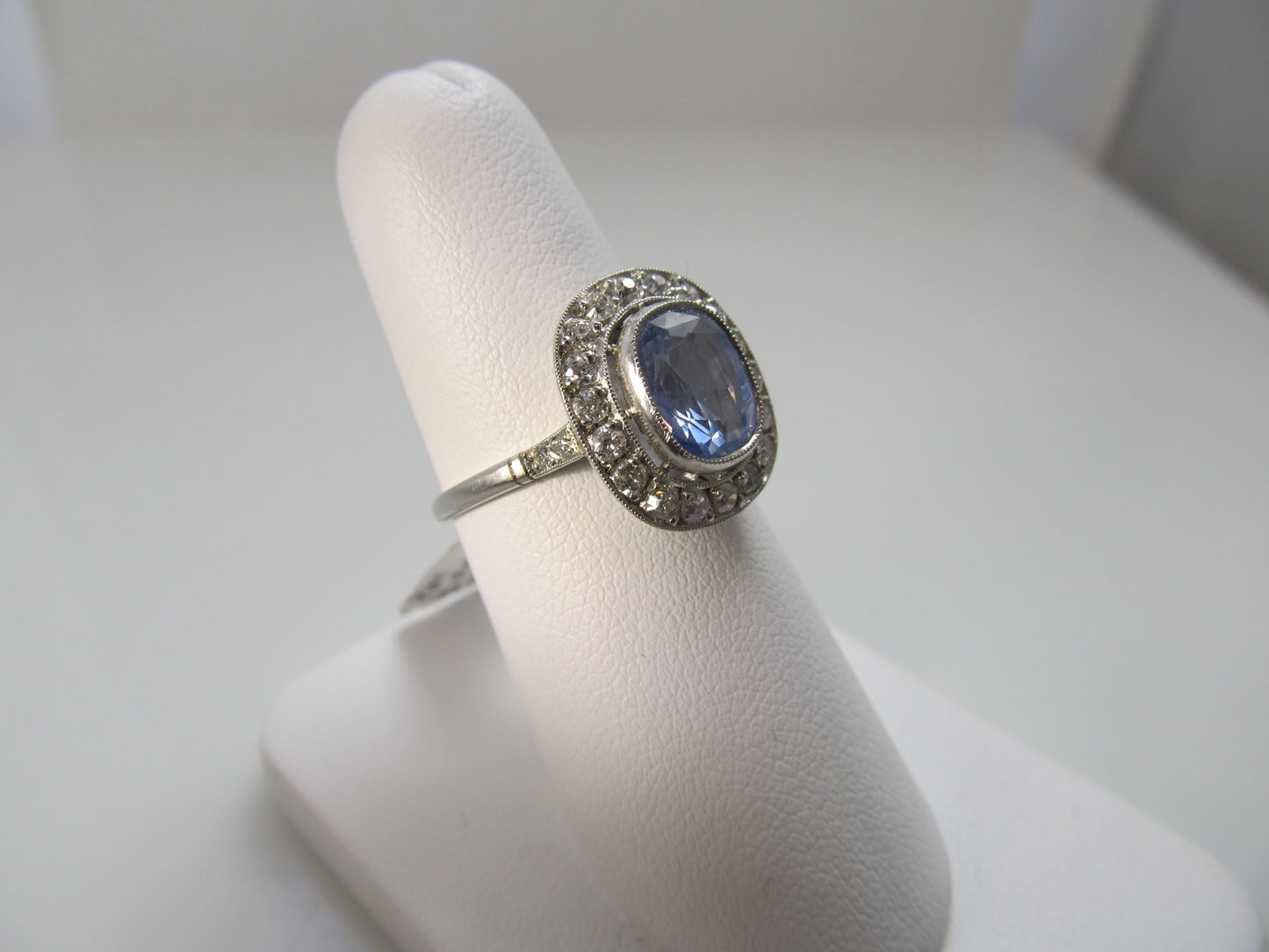 Antique platinum ceylon sapphire diamond ring
