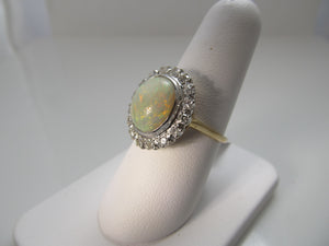 Vintage 14k yellow gold opal and diamond ring