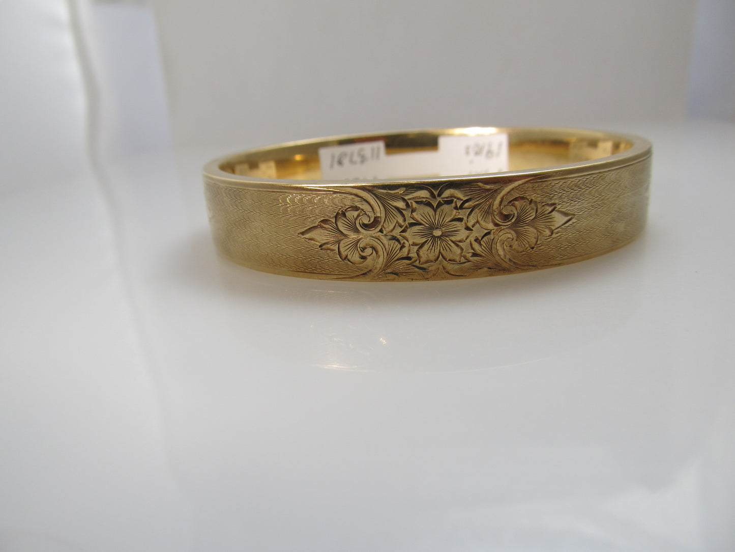 Vintage 14k gold engraved bangle bracelet