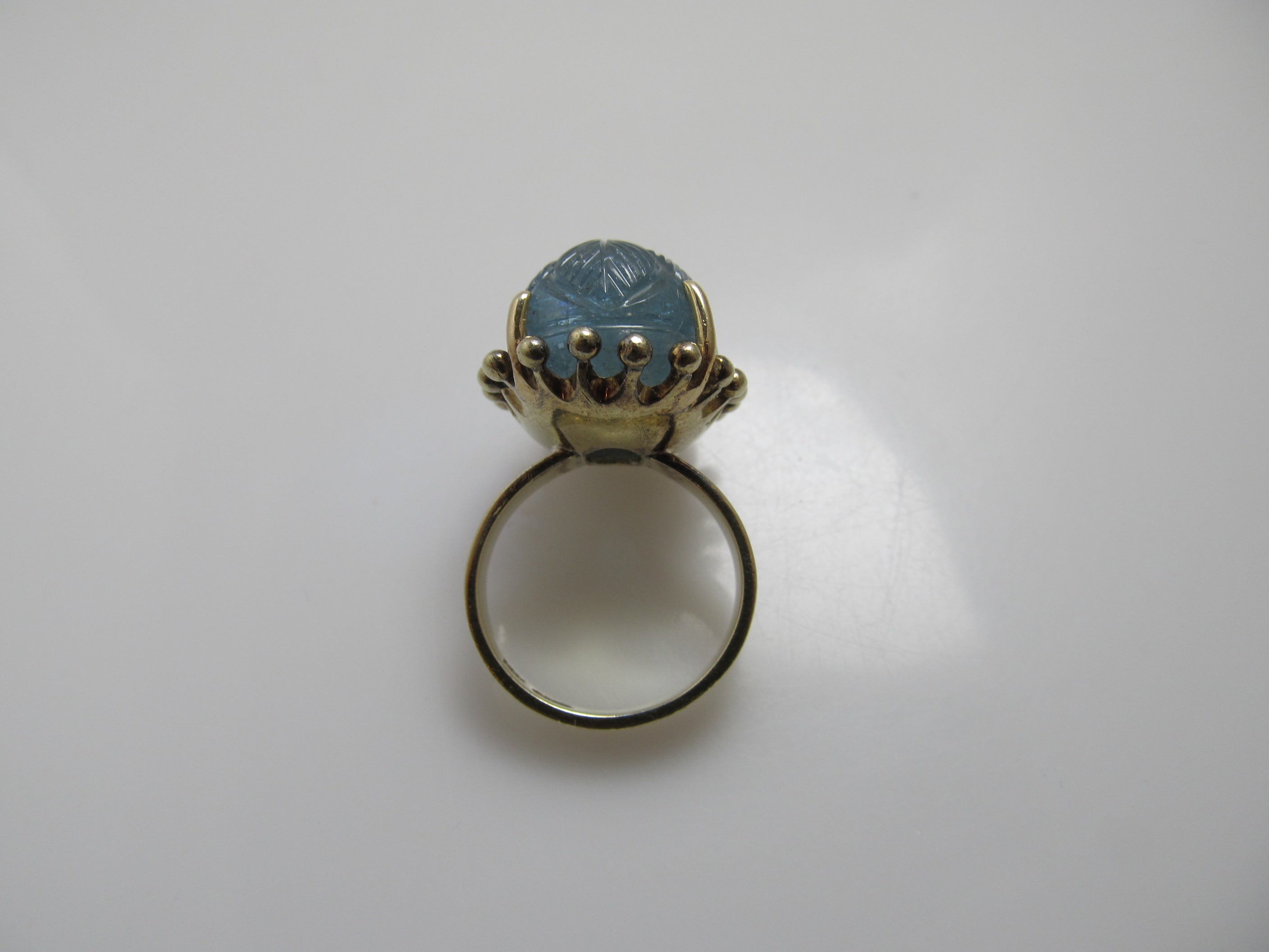 20.00ct carved aquamarine ring in 14k yellow gold