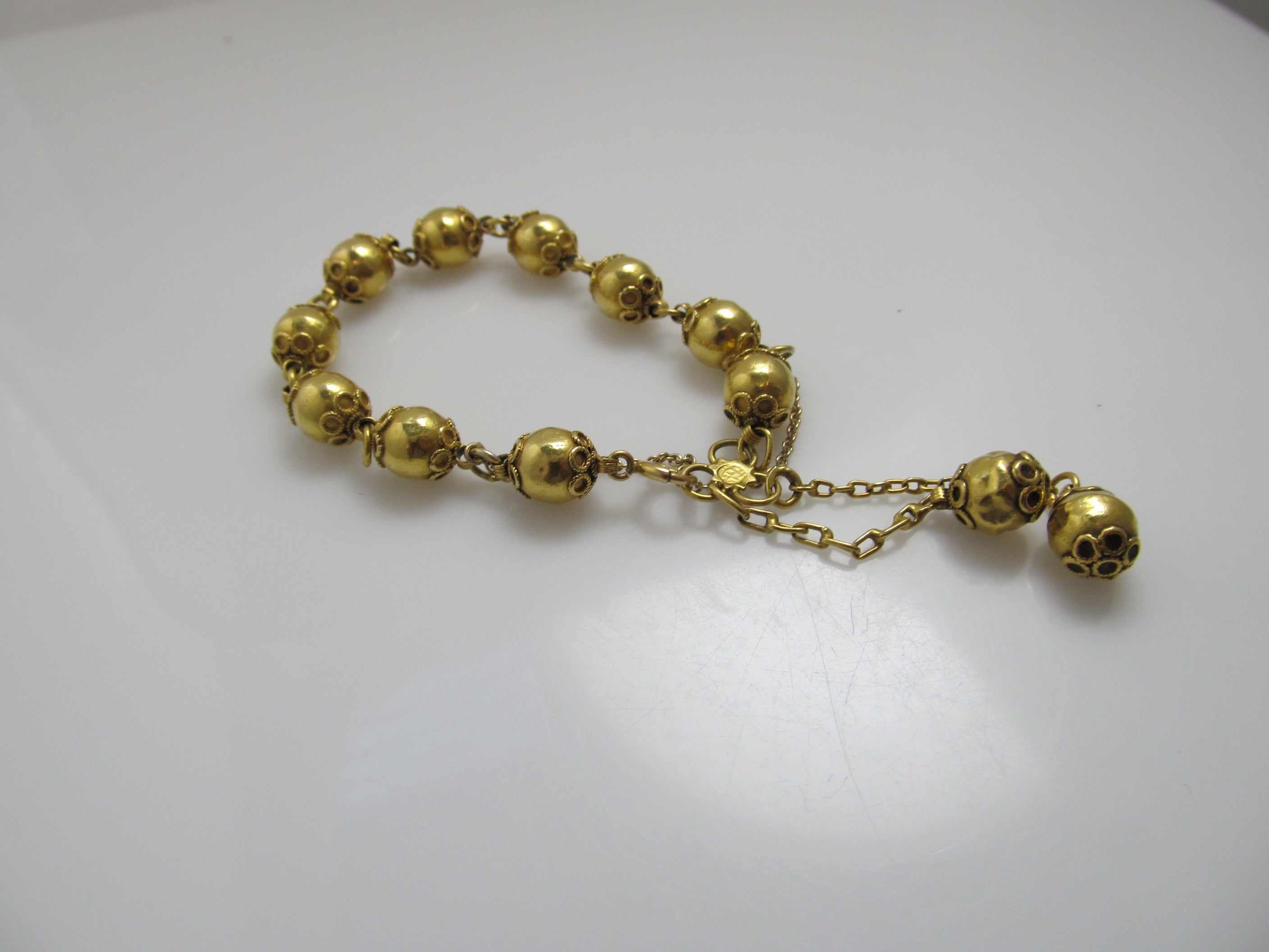 Vintage 22k yellow gold bead bracelet