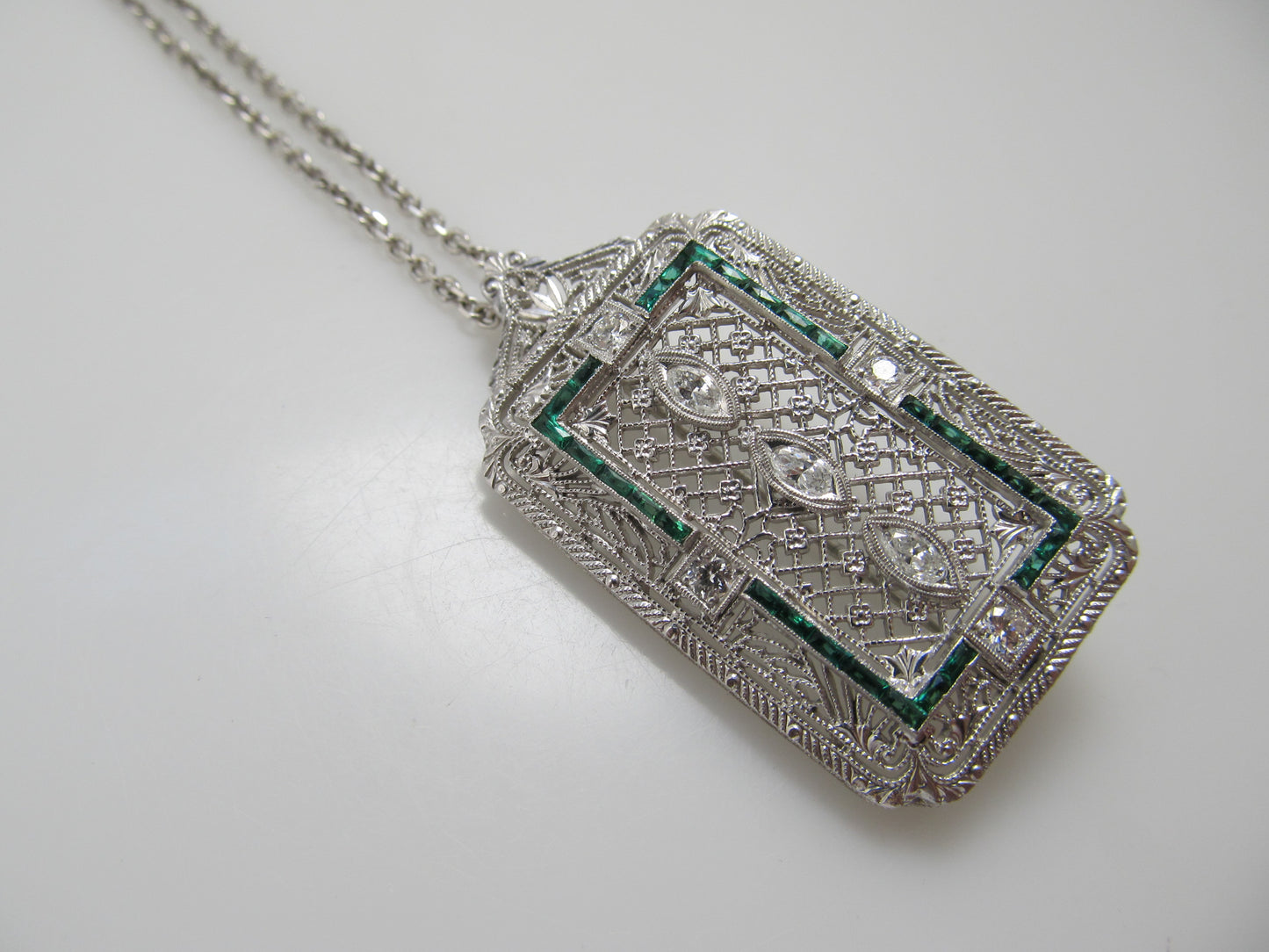 Art Deco emerald and diamond necklace