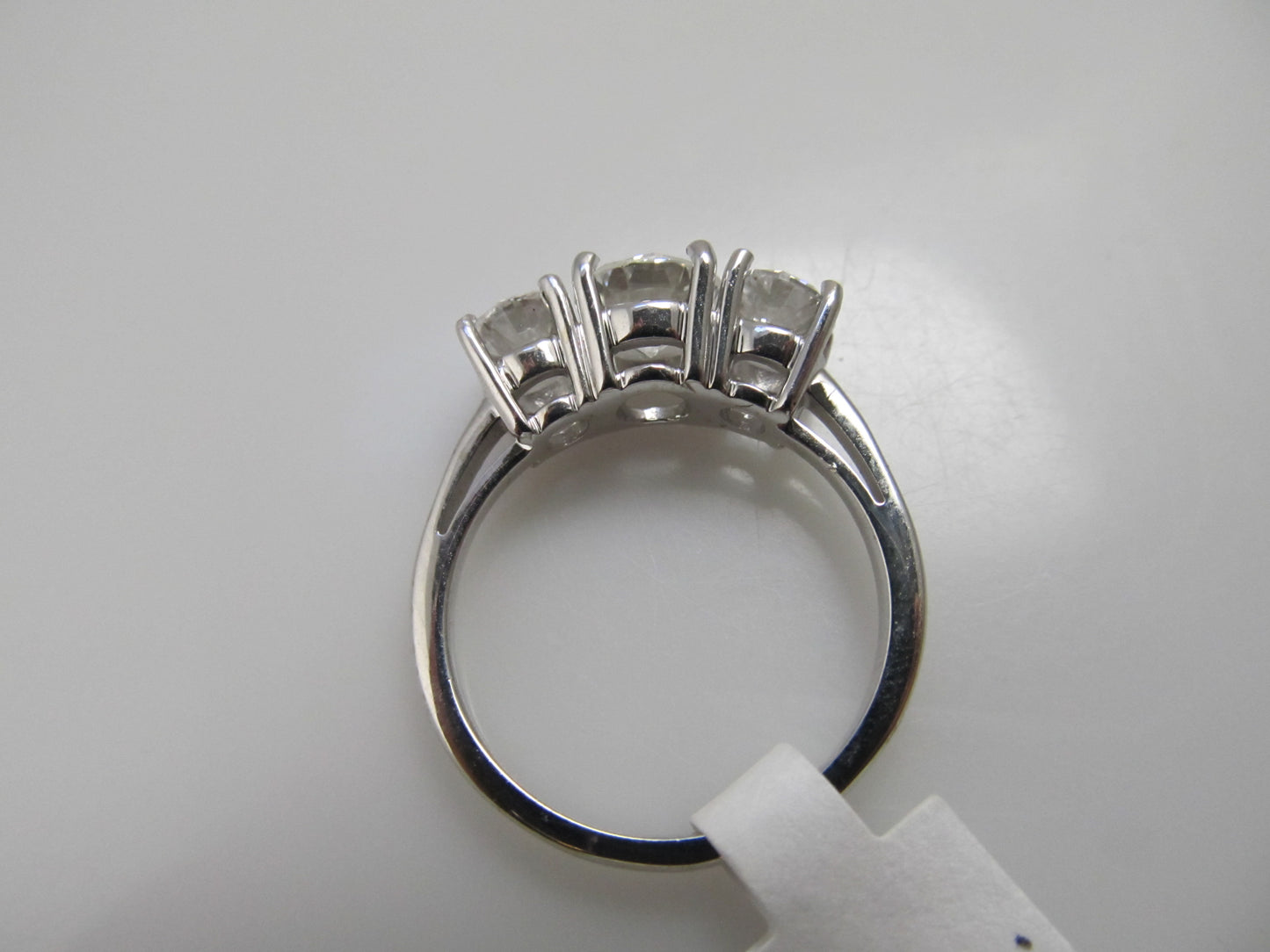 2.04ct 3 stone diamond ring