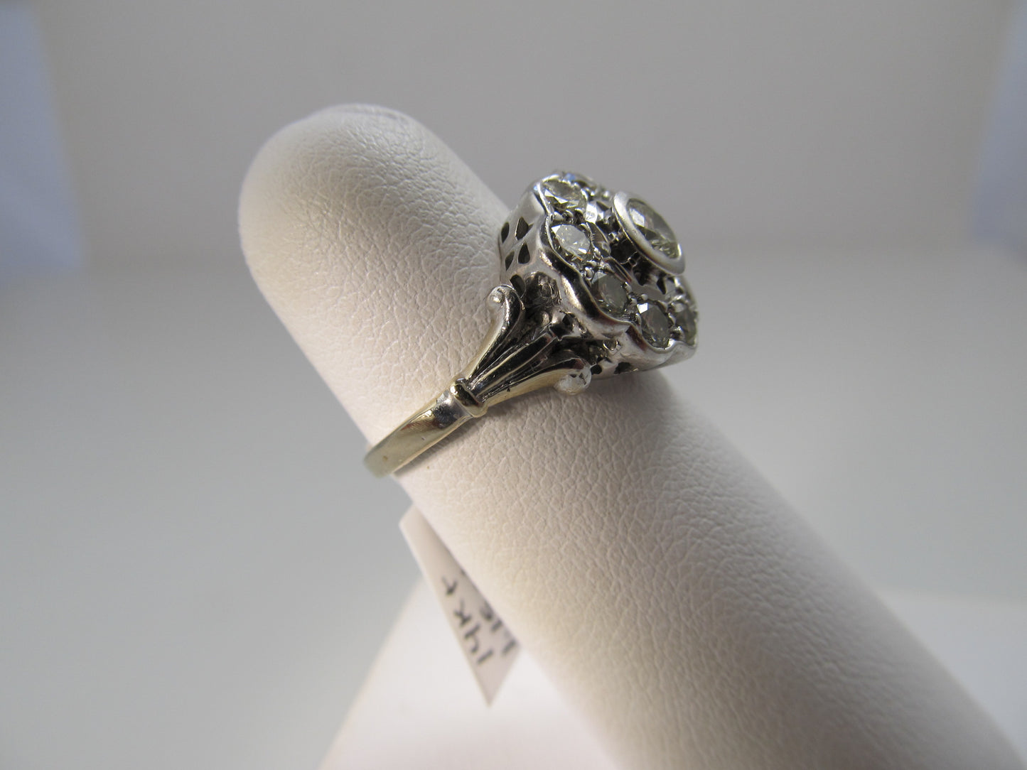 Vintage 1.15ct diamond flower ring