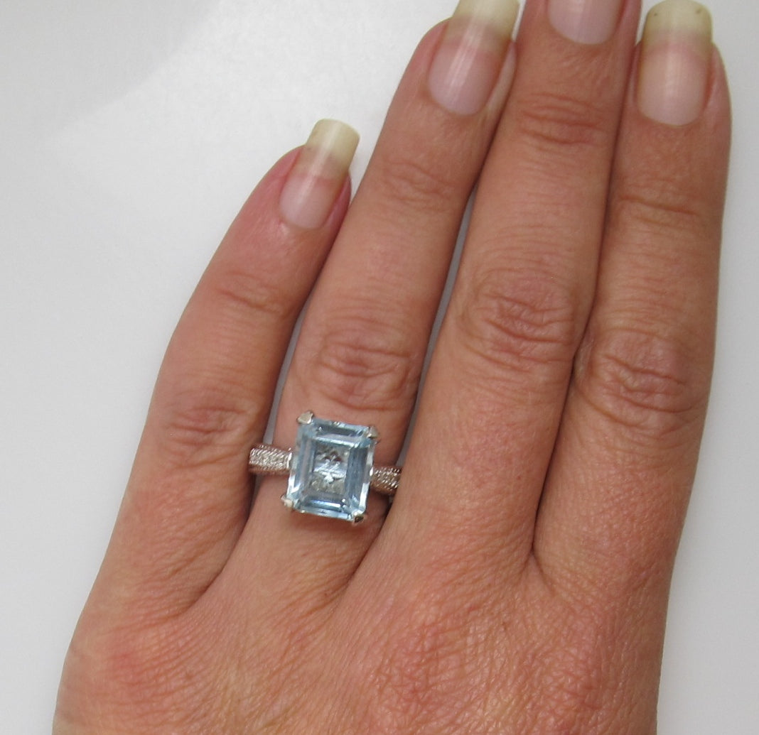 5.38ct aquamarine ring with diamonds in 14k white gold