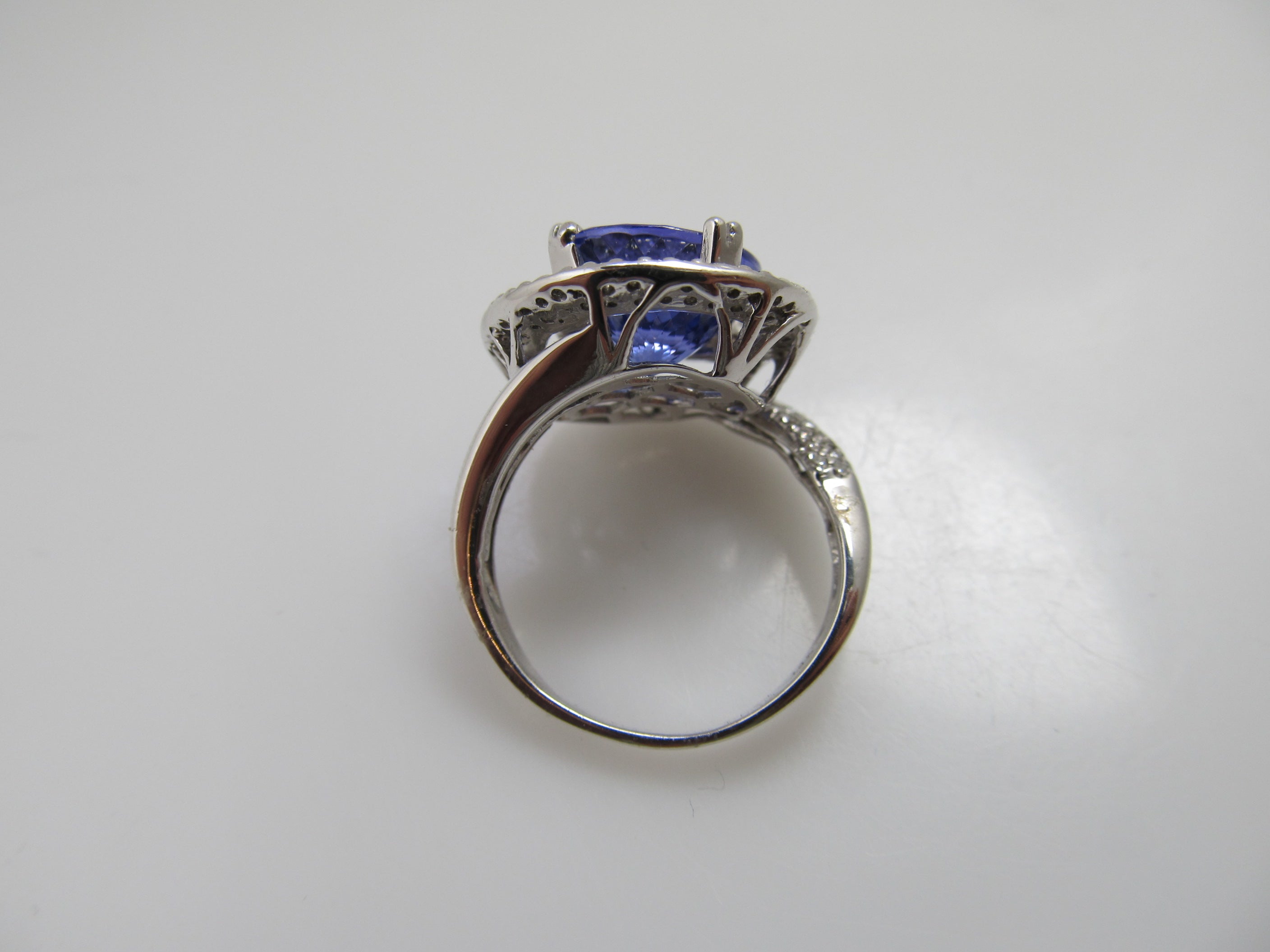 Tanzanite and diamond cocktail ring