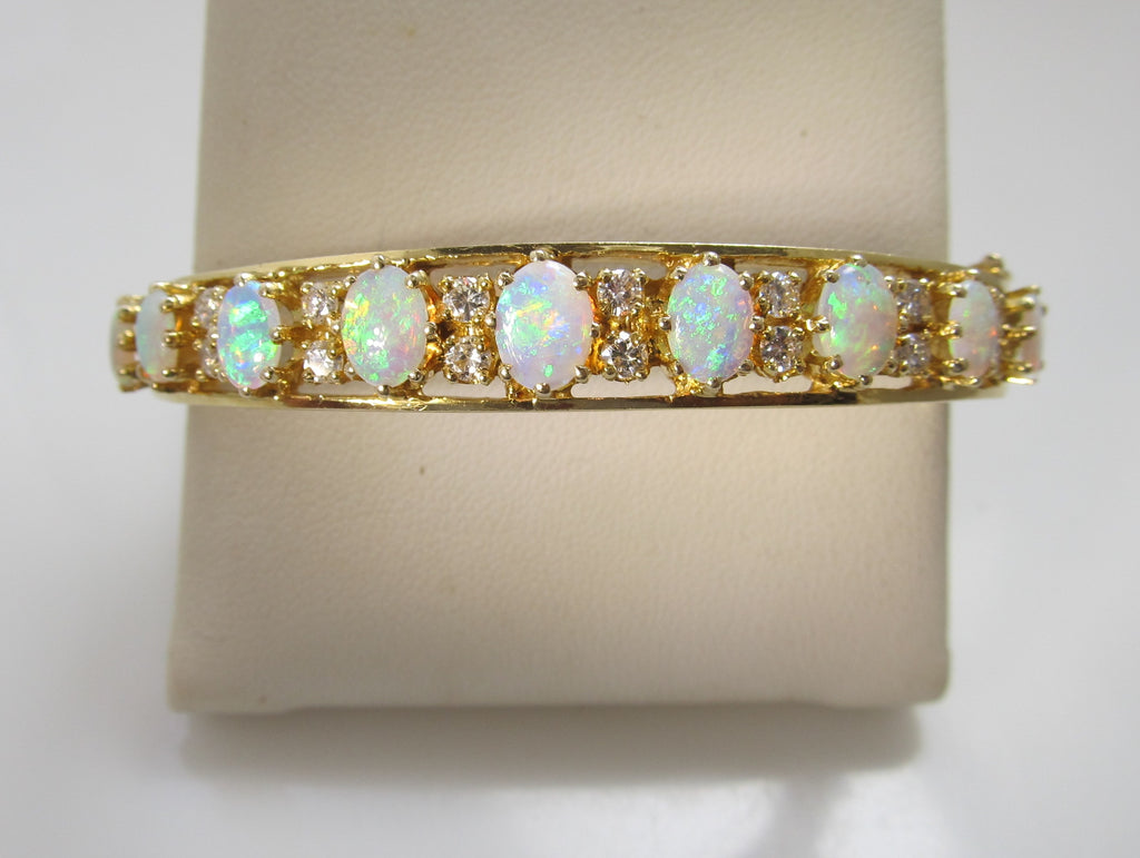 Extra pretty 3.00ct opal and diamond bangle bracelet