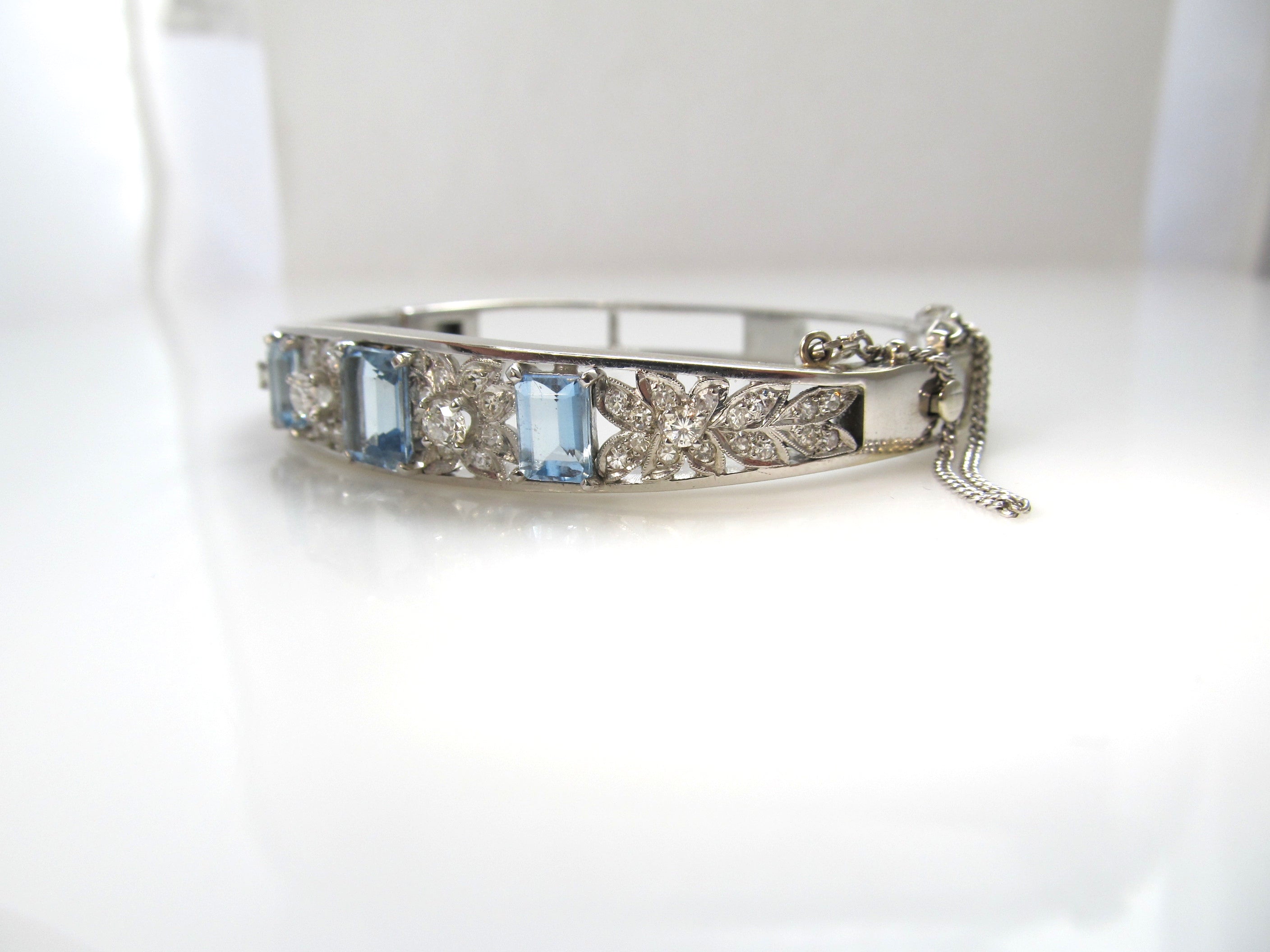 Vintage 3.50ct aquamarine diamond bangle bracelet