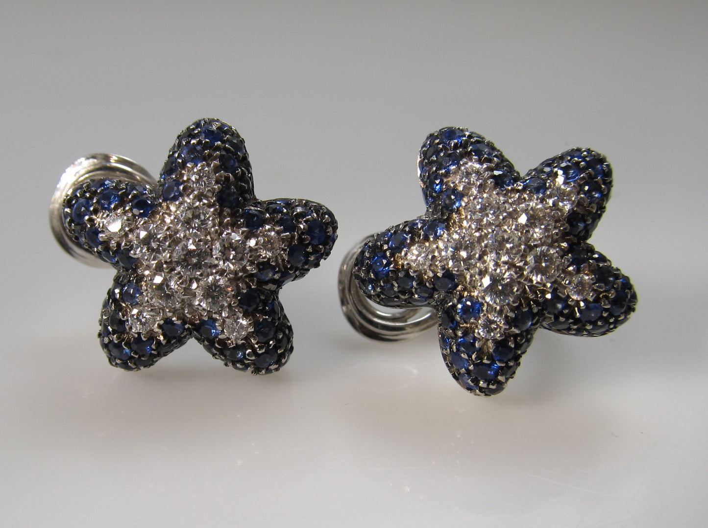 18k white gold starfish earrings with sapphire and diamonds