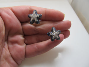 18k white gold starfish earrings with sapphire and diamonds