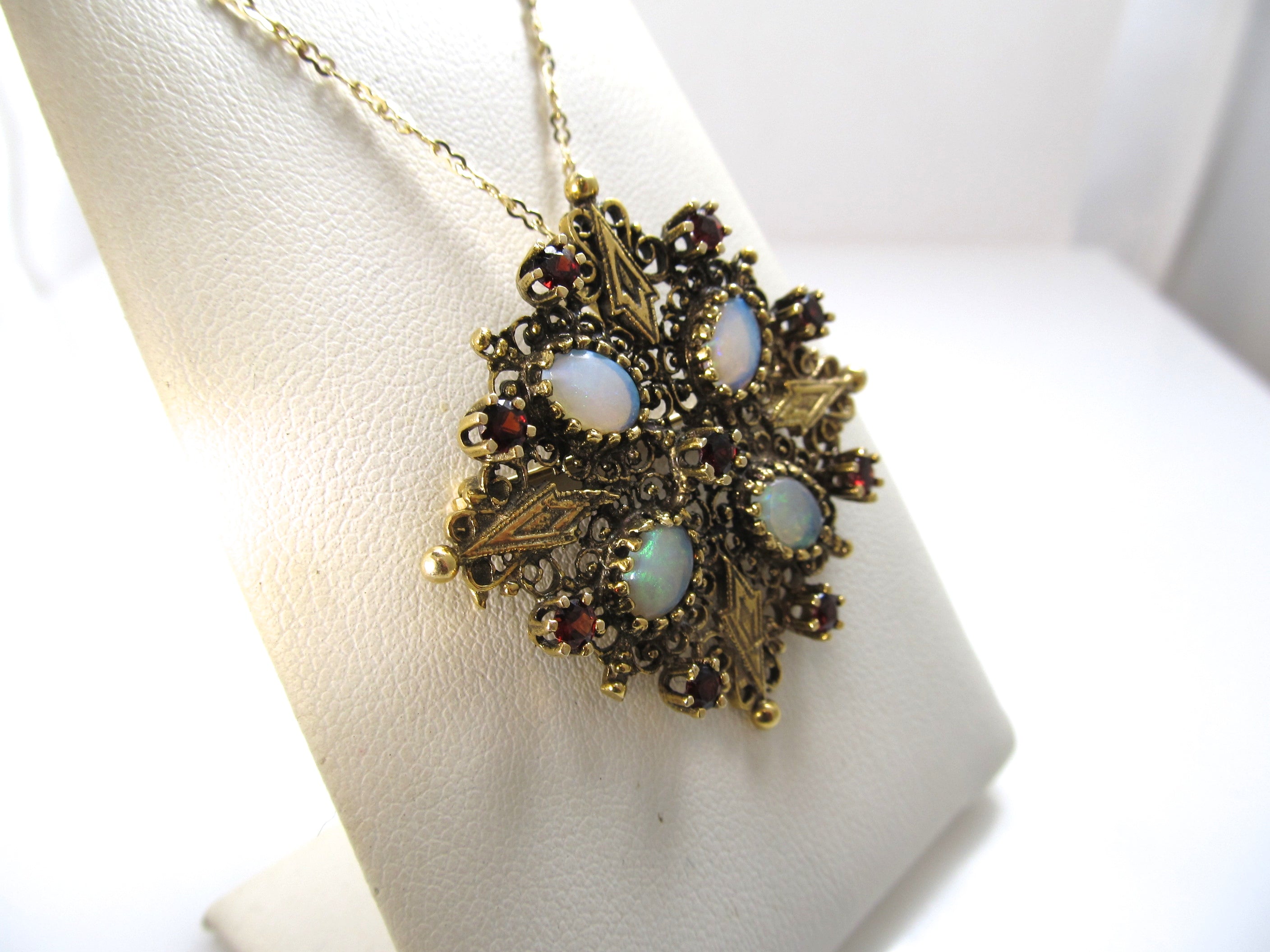 Vintage gold necklace with opals and garnets