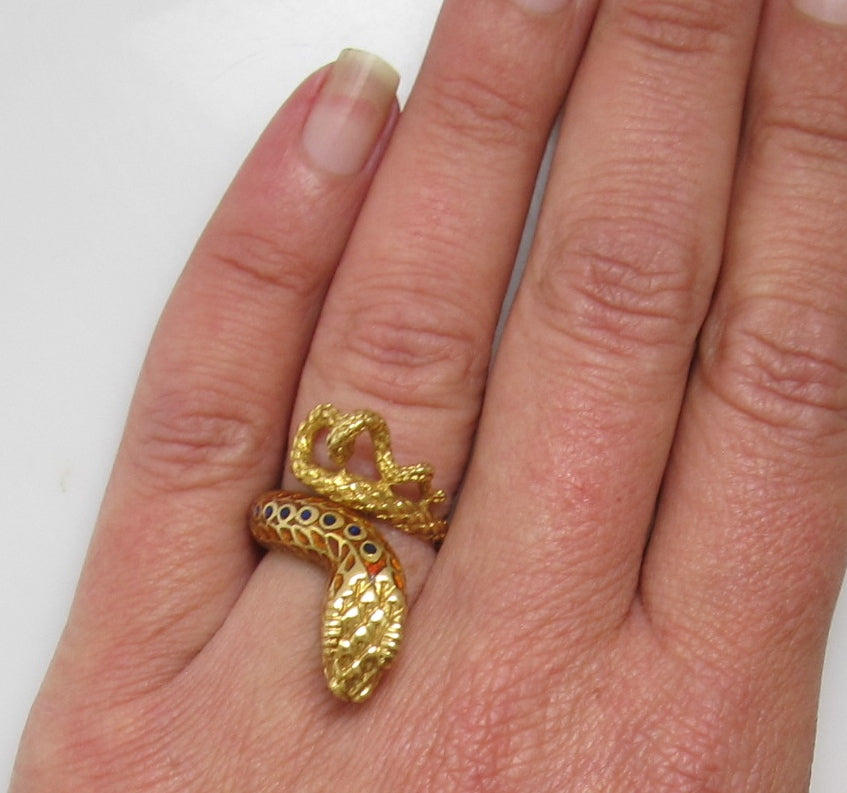 Vintage enamel cobra snake ring, 18k yellow gold